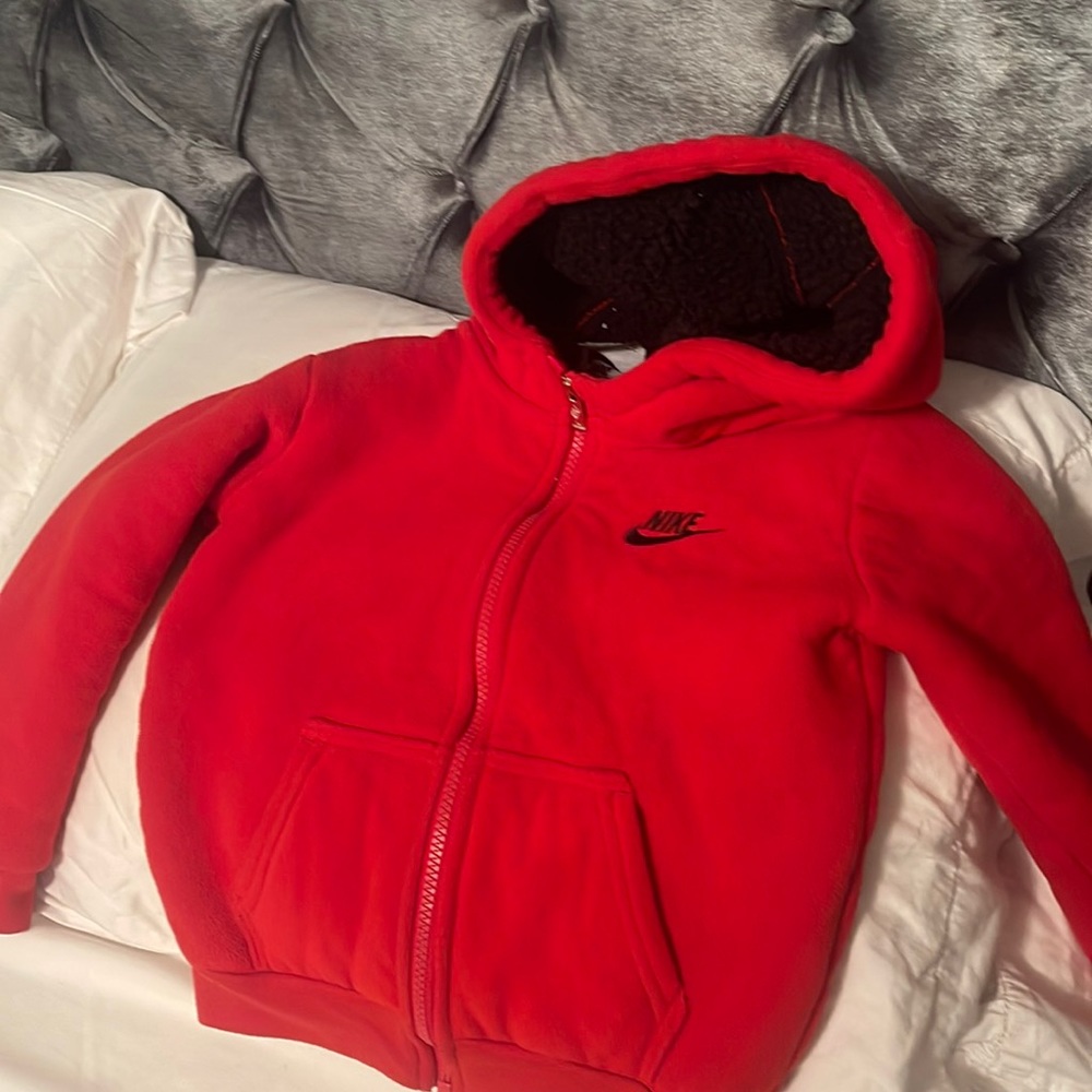Nike fuzzy jacket - size 6/M kids